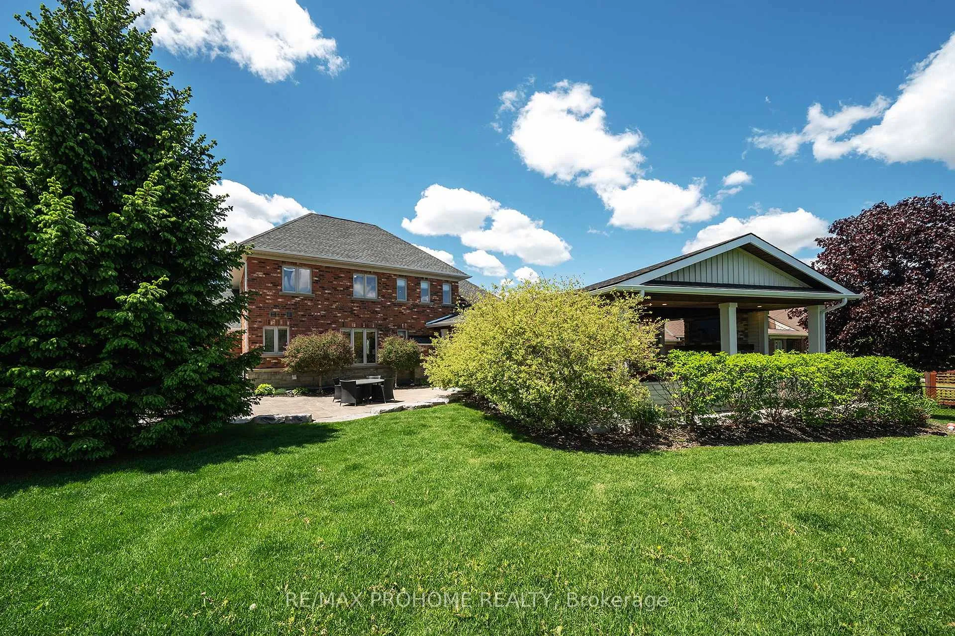 Photo 41 of 17 Fountainview Lane, Uxbridge, Rural Uxbridge — HOMEH