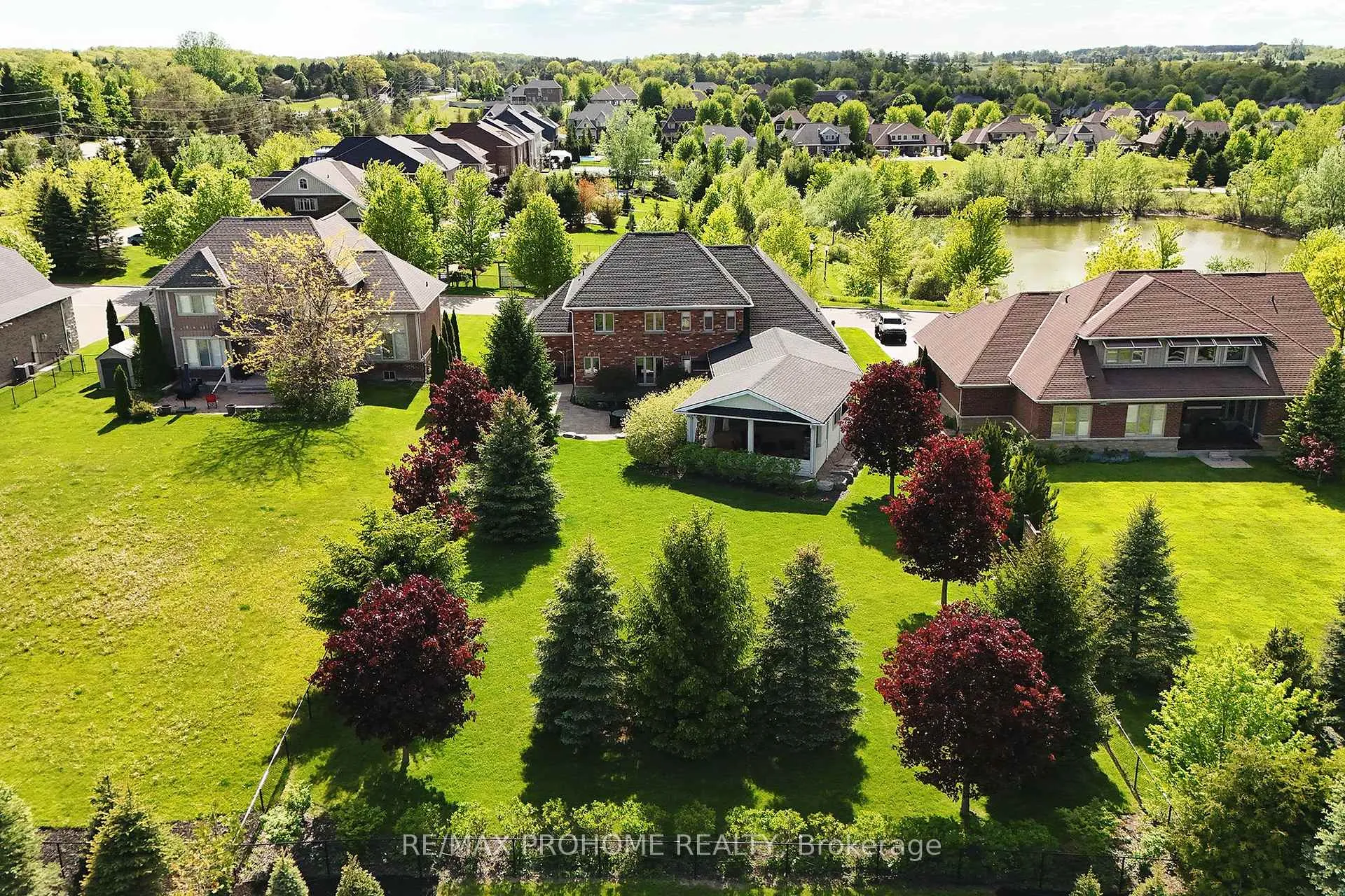 Photo 50 of 17 Fountainview Lane, Uxbridge, Rural Uxbridge — HOMEH