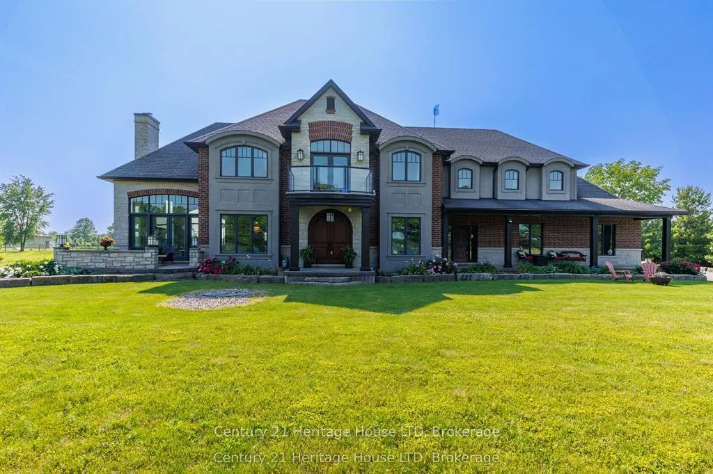 Front of 12679 Niagara Parkway