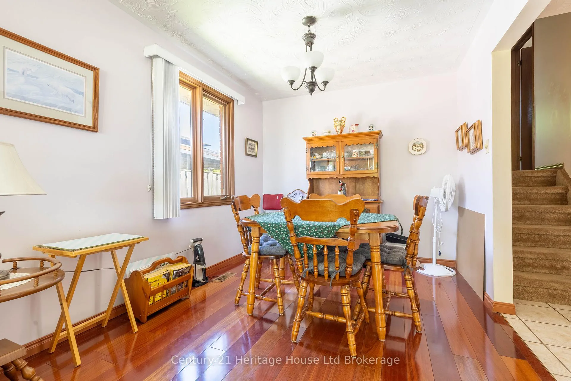 Photo 8 of 12 Spartan Drive, Brantford, Fairview - Brantford — HOMEH