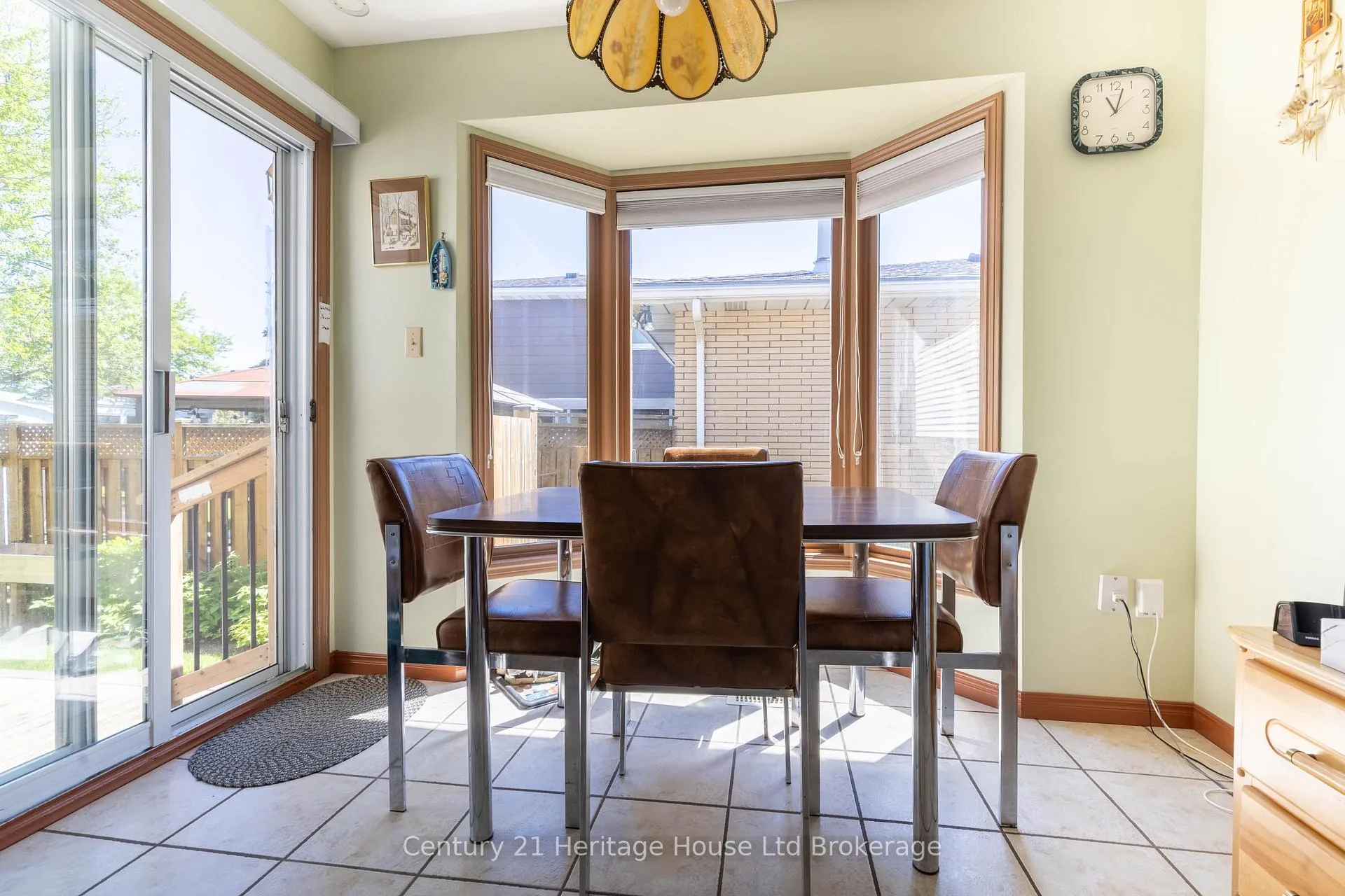 Photo 12 of 12 Spartan Drive, Brantford, Fairview - Brantford — HOMEH