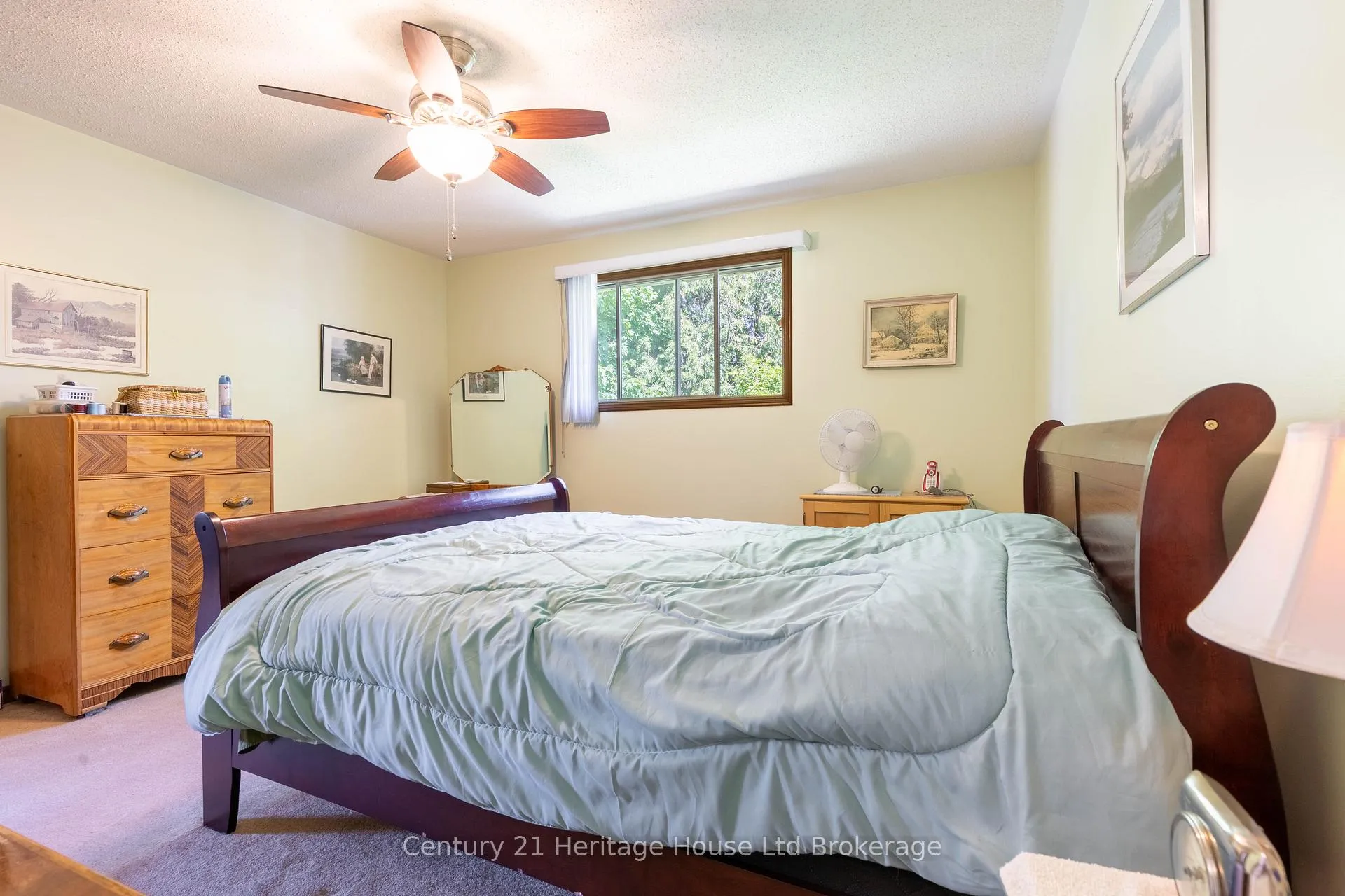 Photo 17 of 12 Spartan Drive, Brantford, Fairview - Brantford — HOMEH