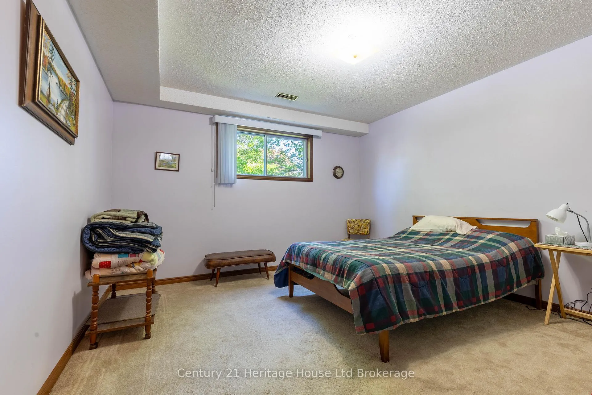 Photo 24 of 12 Spartan Drive, Brantford, Fairview - Brantford — HOMEH