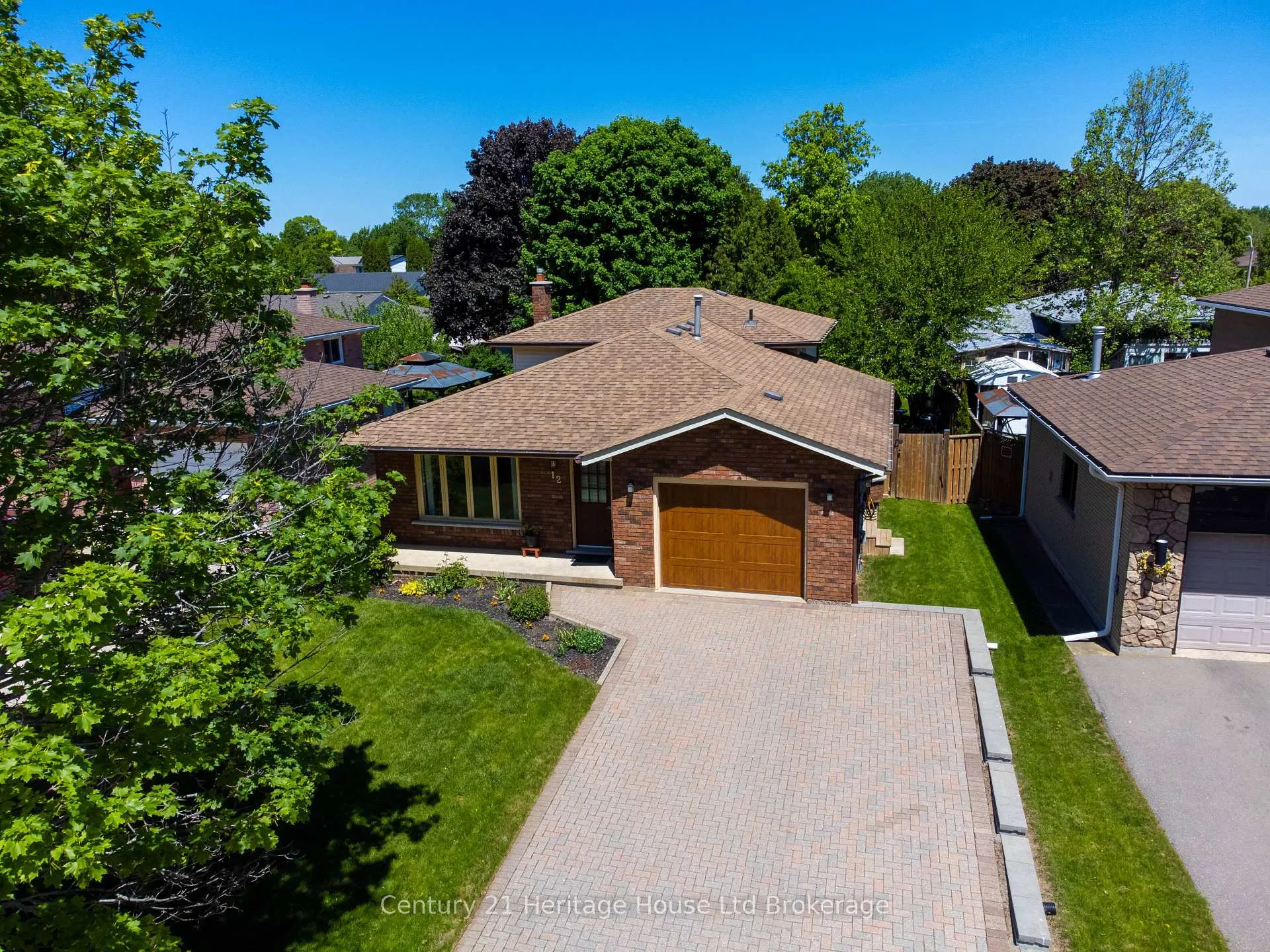 Photo 42 of 12 Spartan Drive, Brantford, Fairview - Brantford — HOMEH