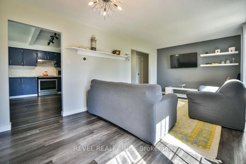 Photo 9 of 178 Eric Crescent, Timmins, Porcupine - West — HOMEH