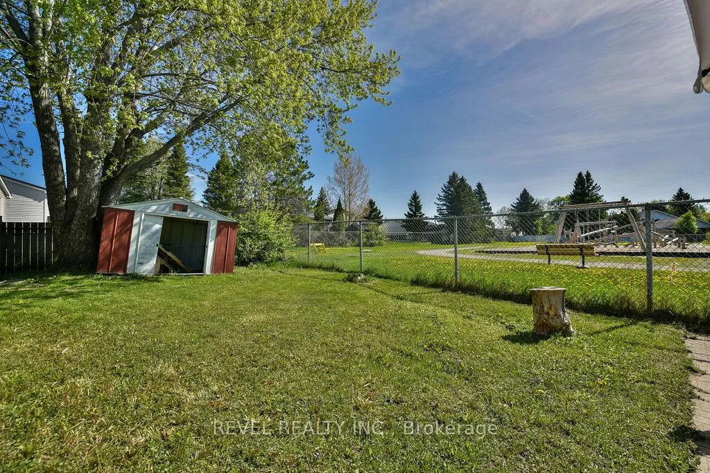 Photo 38 of 178 Eric Crescent, Timmins, Porcupine - West — HOMEH