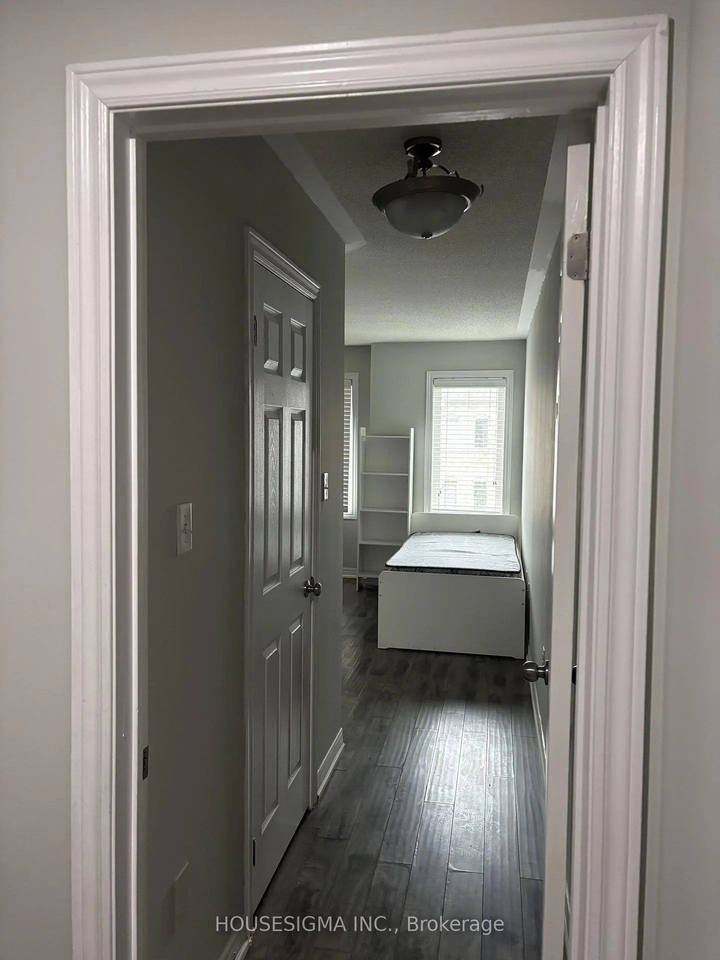 Photo 19 of 40 De Jong Street, Scarborough, Dorset Park — HOMEH