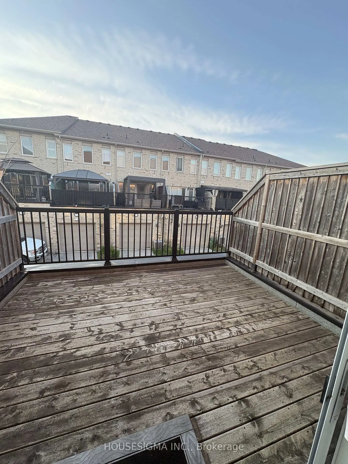 Photo 38 of 40 De Jong Street, Scarborough, Dorset Park — HOMEH