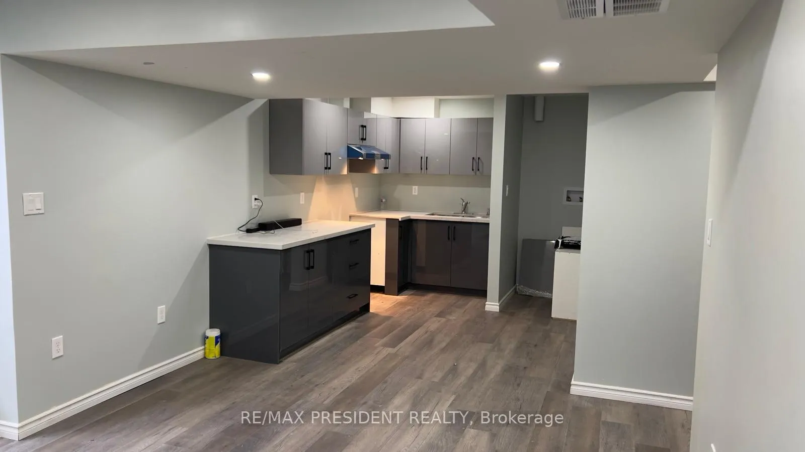 Photo 3 of Unit BASEMENT, 592 Florencedale Crescent, Kitchener, Huron Park — HOMEH