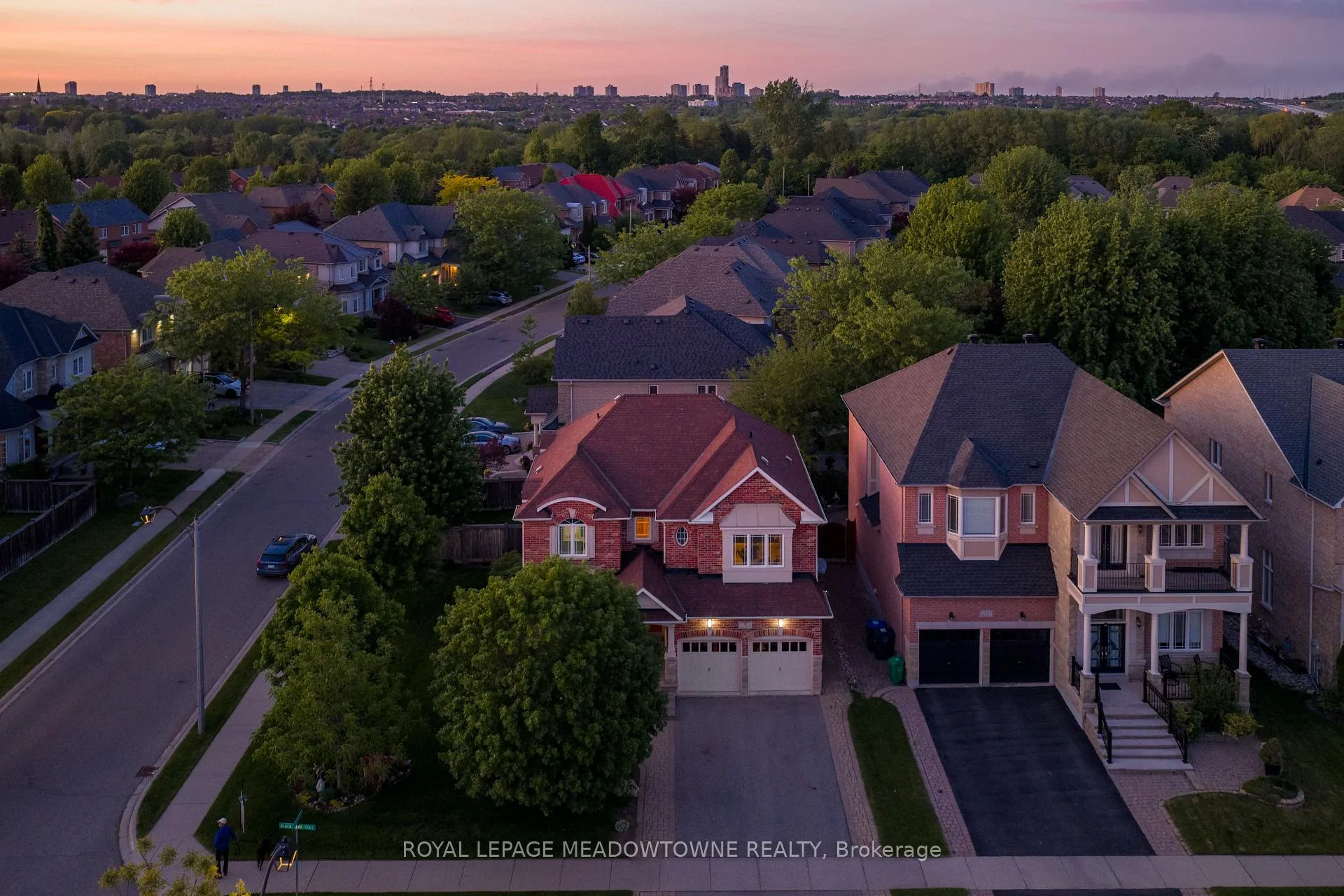 Photo 42 of 9 Black Bear Trail, Brampton, Bram West — HOMEH