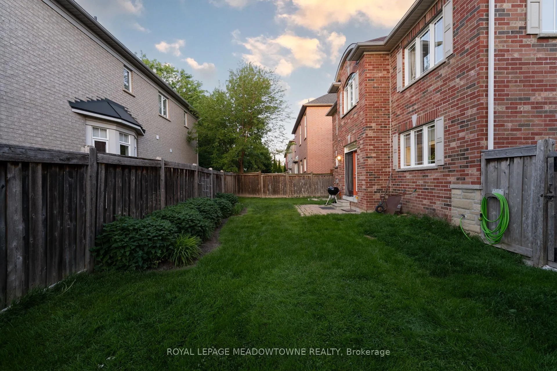 Photo 43 of 9 Black Bear Trail, Brampton, Bram West — HOMEH