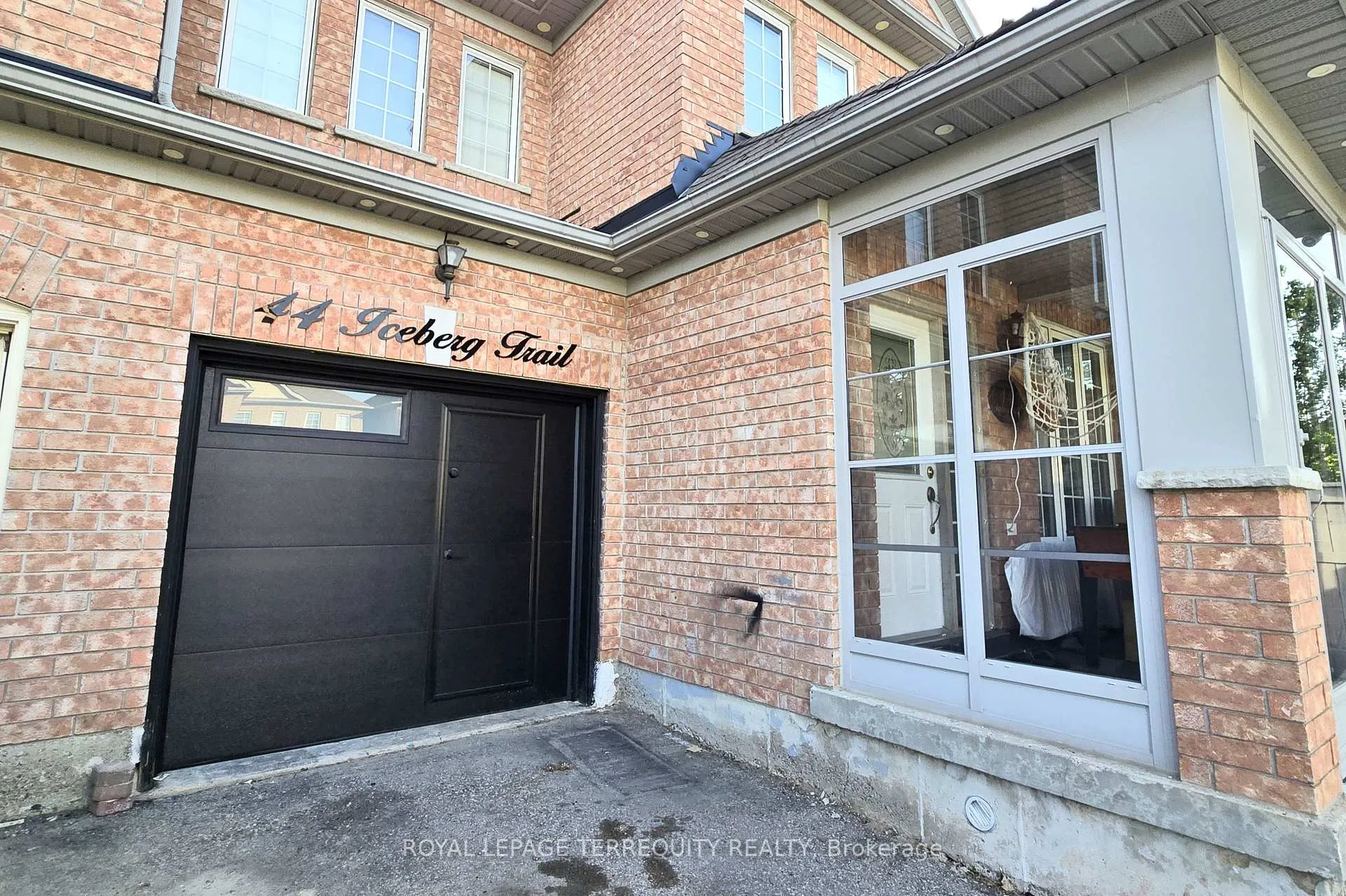 Photo 4 of 44 Iceberg Trail, Brampton, Sandringham-Wellington — HOMEH