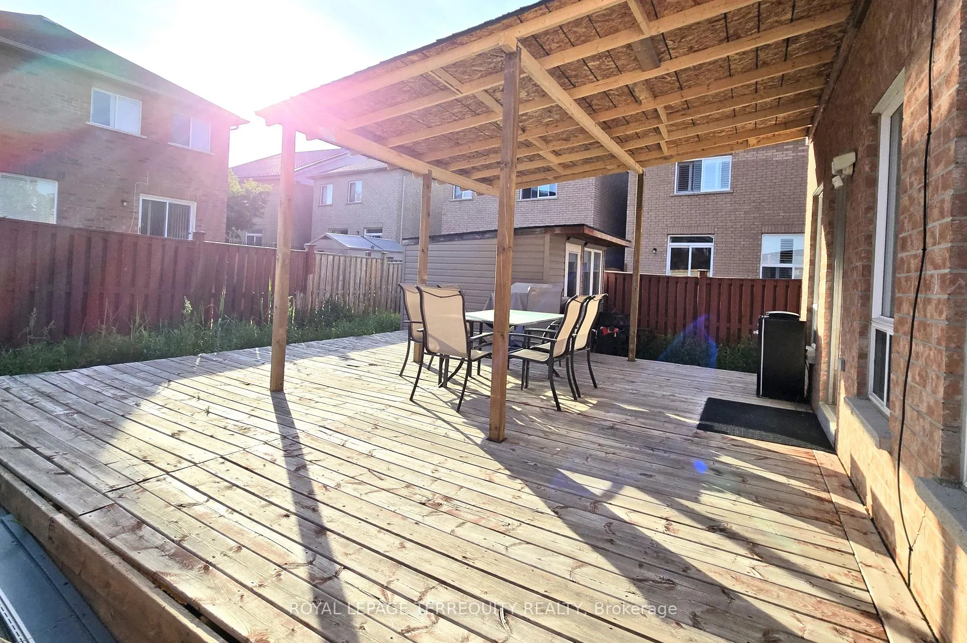 Photo 38 of 44 Iceberg Trail, Brampton, Sandringham-Wellington — HOMEH