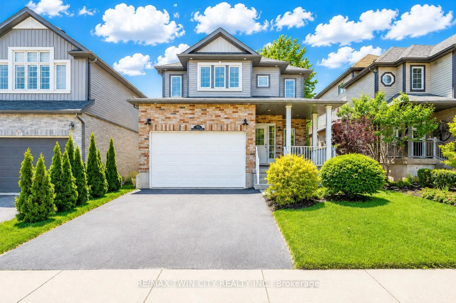 Photo 1 of 31 Parkvale Drive, Kitchener — HOMEH