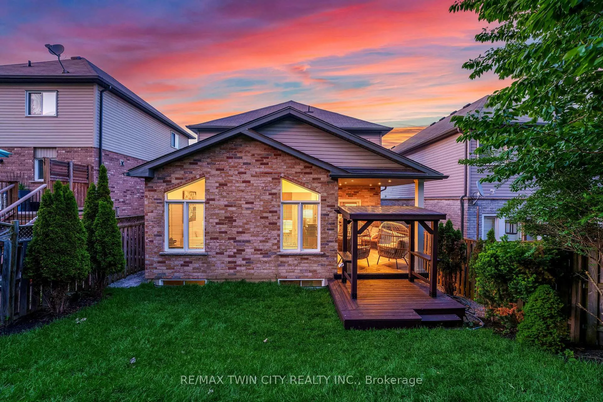 Photo 39 of 31 Parkvale Drive, Kitchener — HOMEH