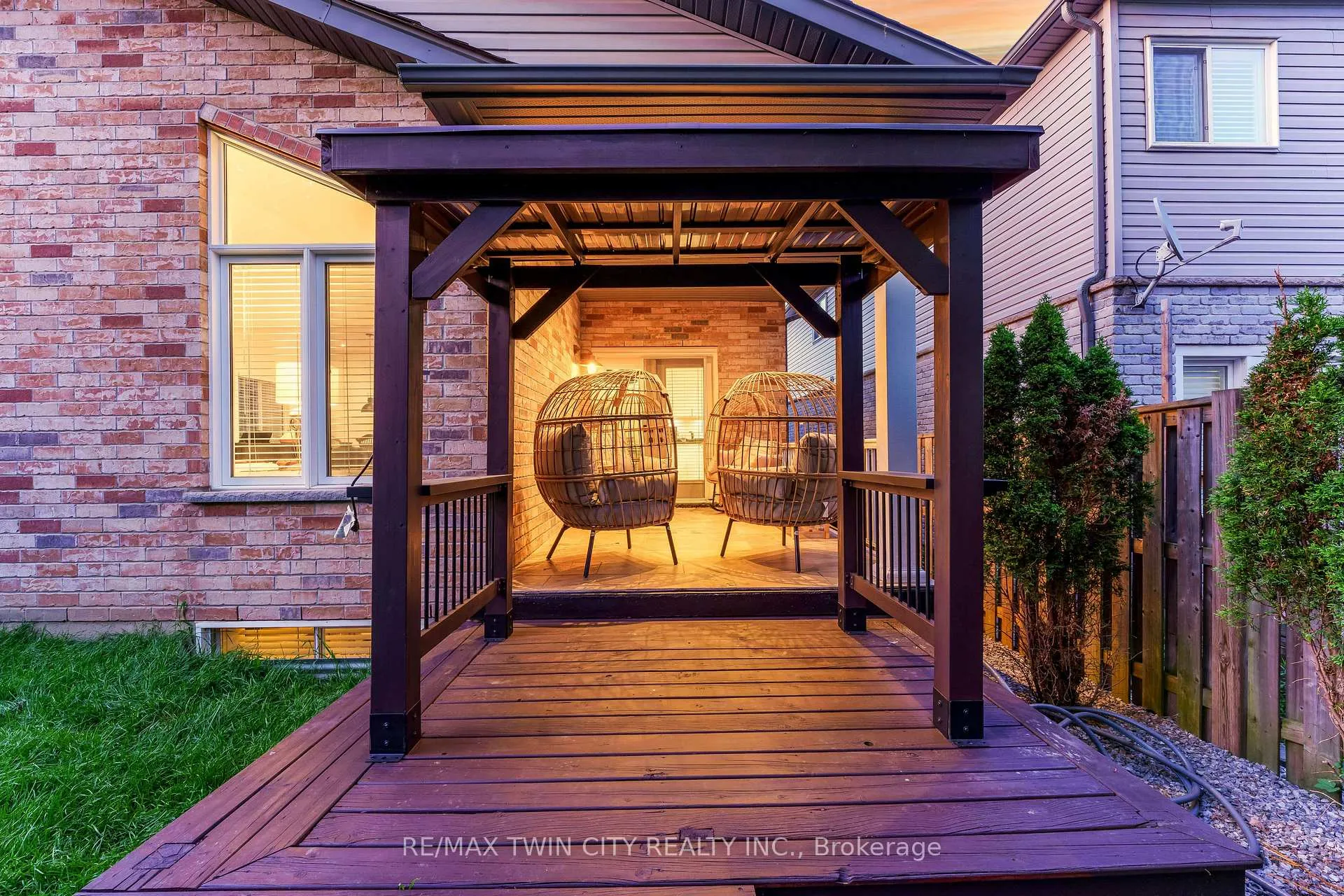 Photo 40 of 31 Parkvale Drive, Kitchener — HOMEH