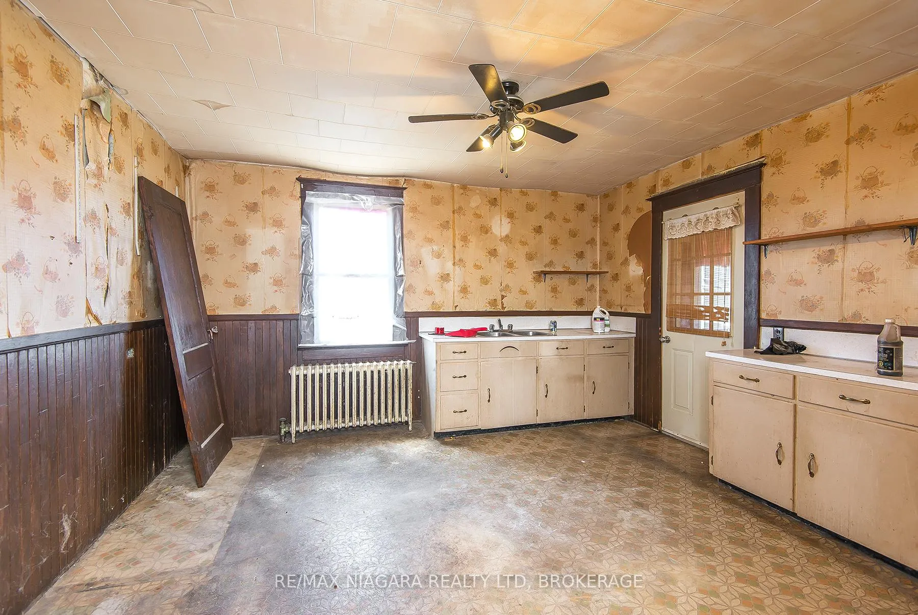 Photo 11 of 310 Mitchell Street, Port Colborne, Killaly East — HOMEH