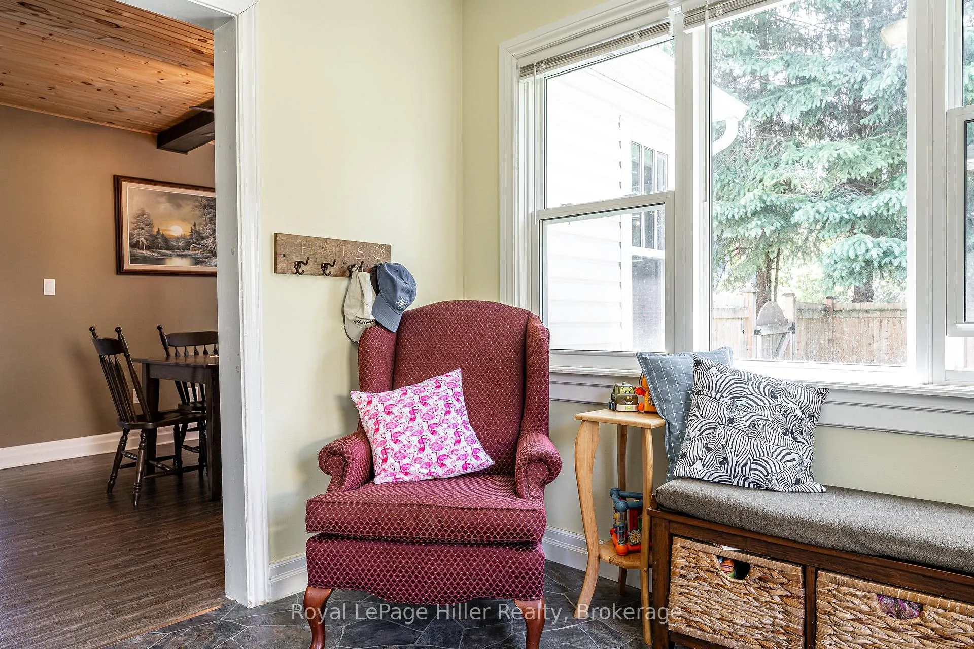 Photo 6 of 272 John Street N, Stratford — HOMEH