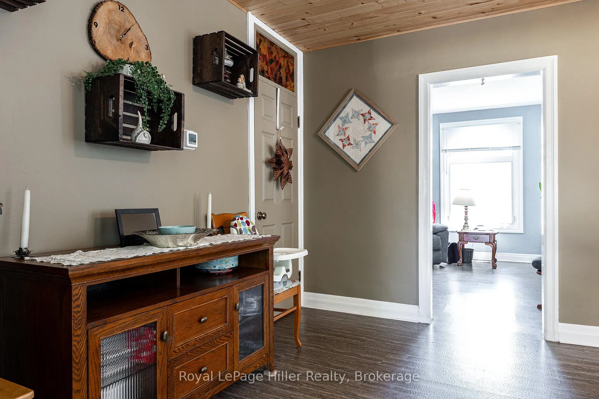 Photo 10 of 272 John Street N, Stratford — HOMEH
