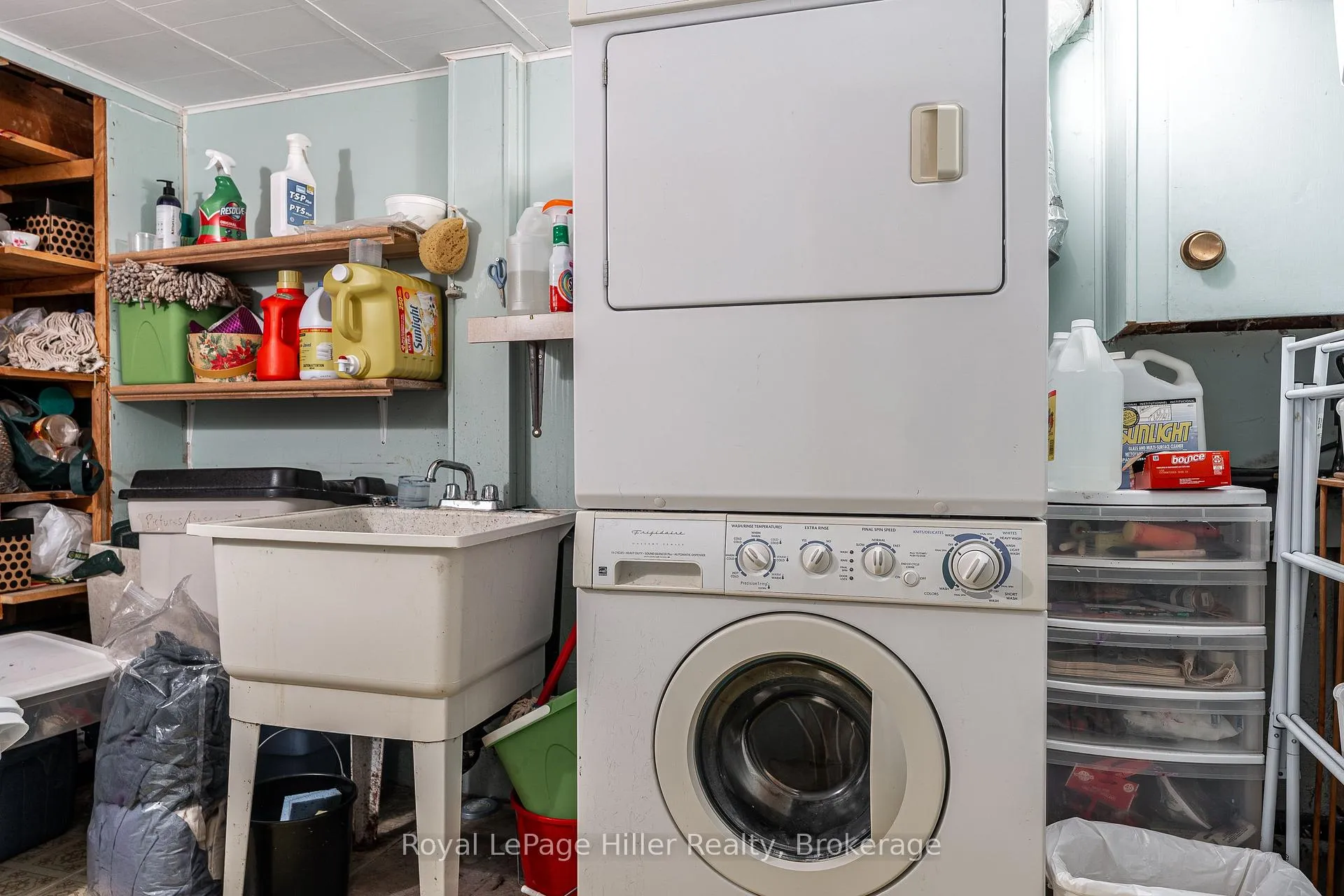 Photo 36 of 272 John Street N, Stratford — HOMEH