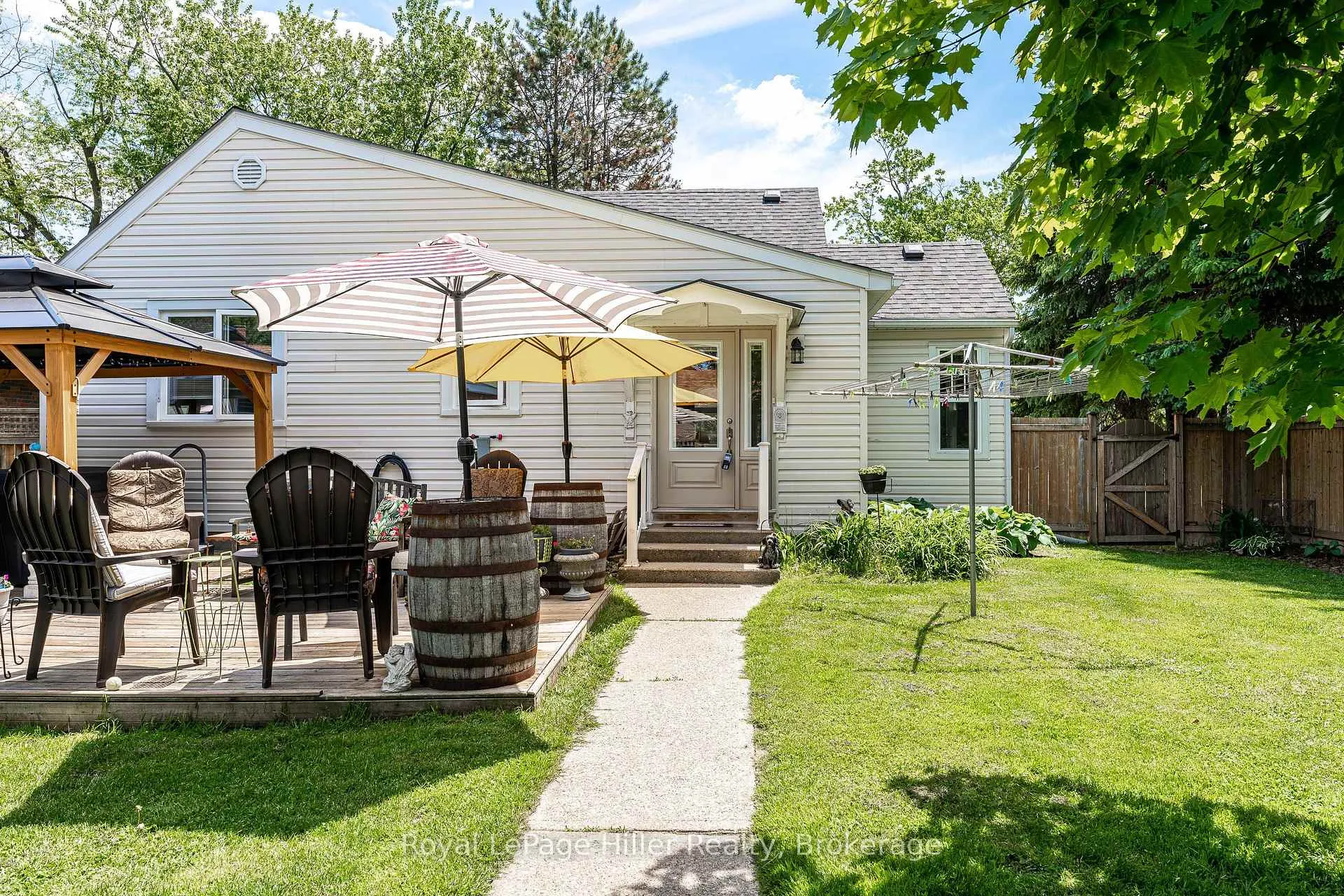 Photo 43 of 272 John Street N, Stratford — HOMEH