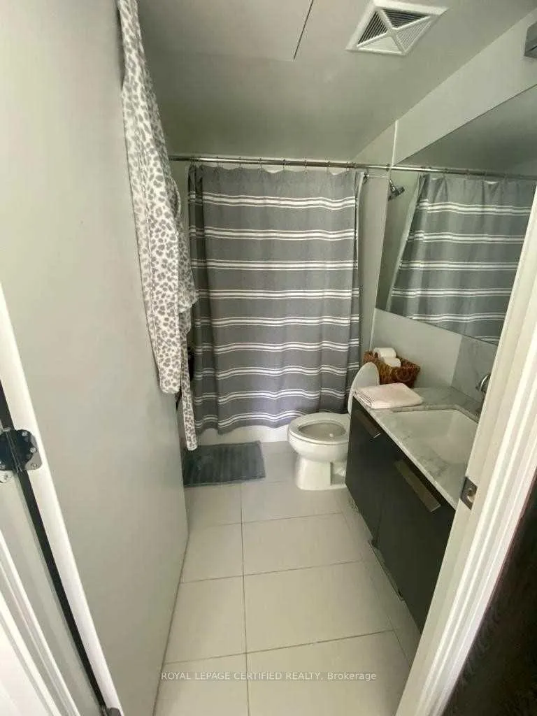 Photo 7 of Unit 702, 42 Charles Street, Toronto, Church-Yonge Corridor — HOMEH