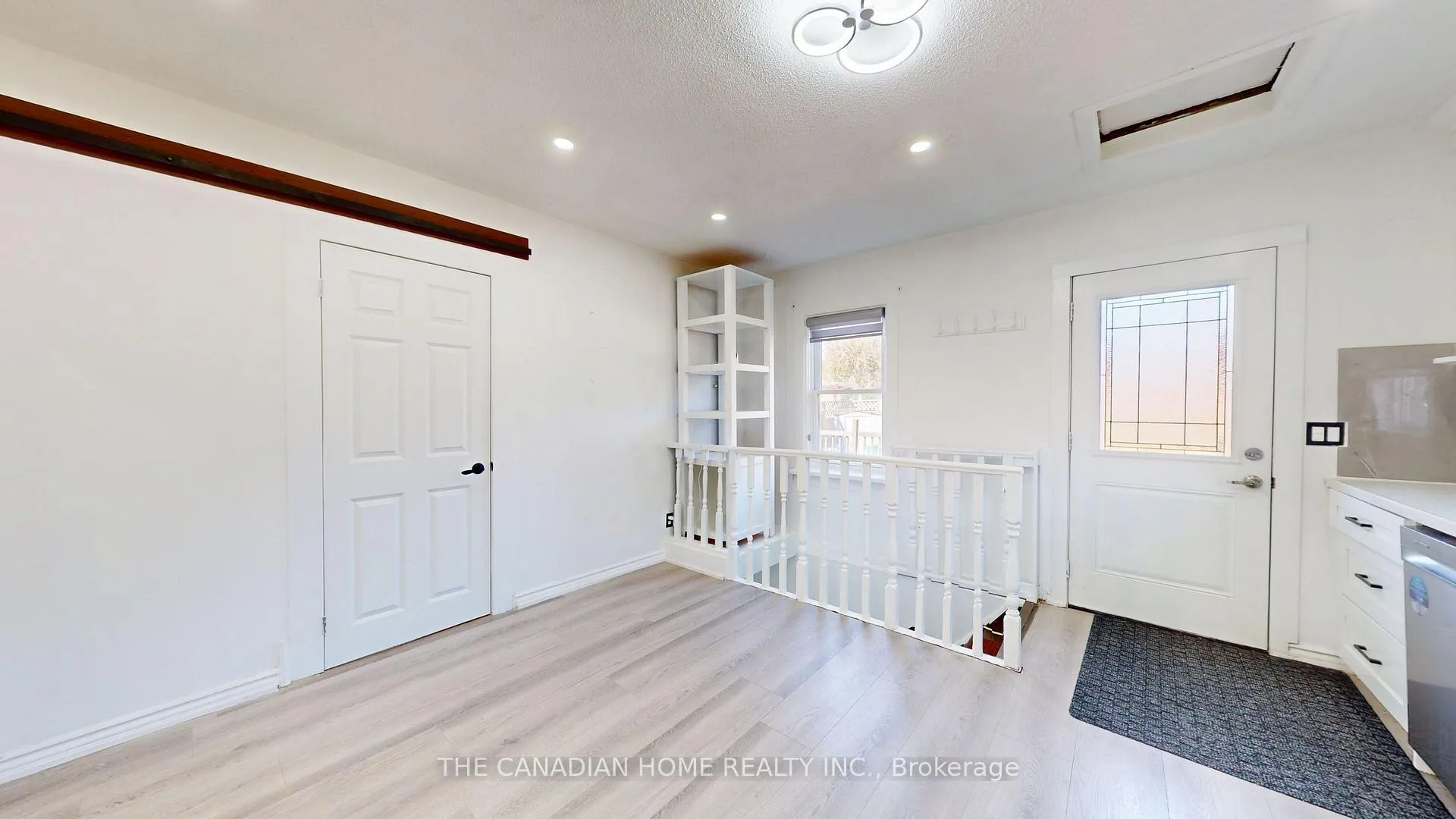 Photo 12 of 538 Wilson Road S, Oshawa, Central — HOMEH