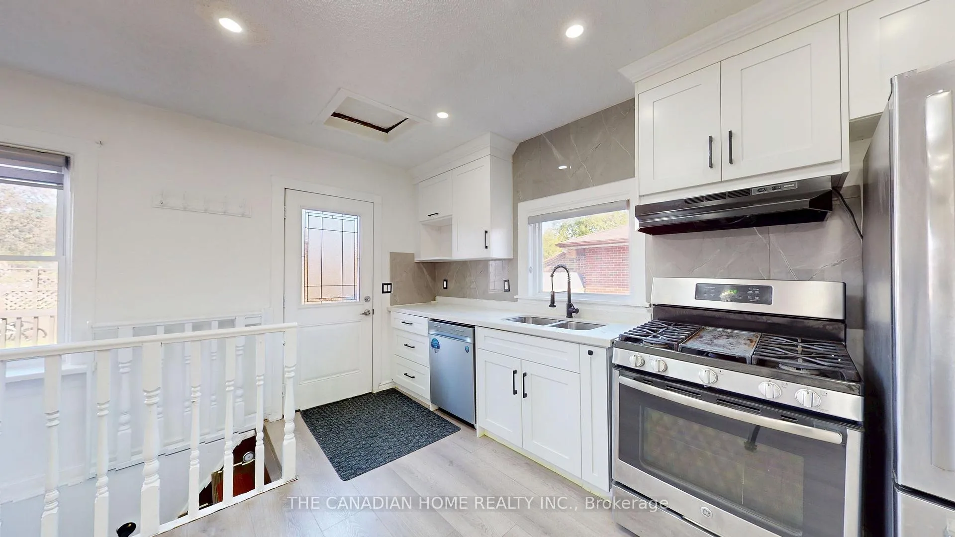 Photo 17 of 538 Wilson Road S, Oshawa, Central — HOMEH