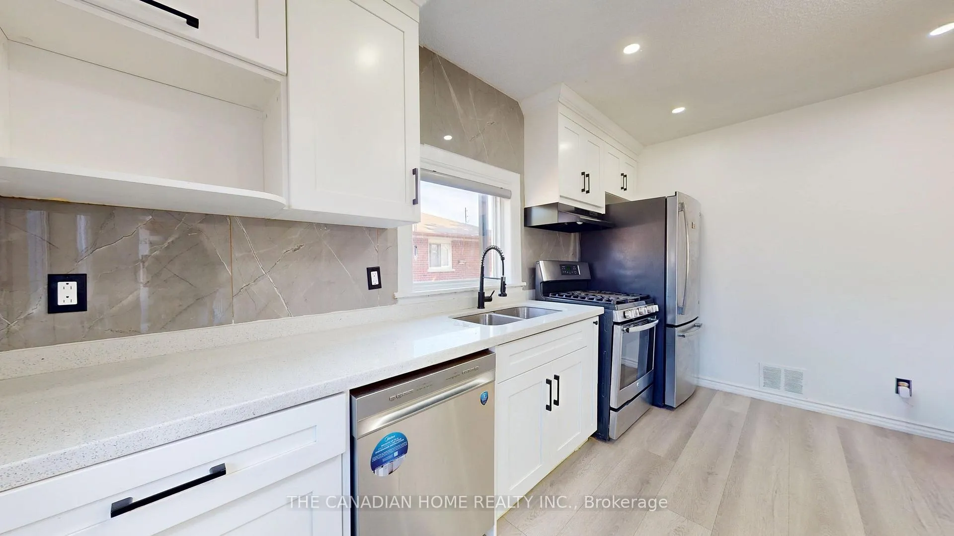 Photo 18 of 538 Wilson Road S, Oshawa, Central — HOMEH
