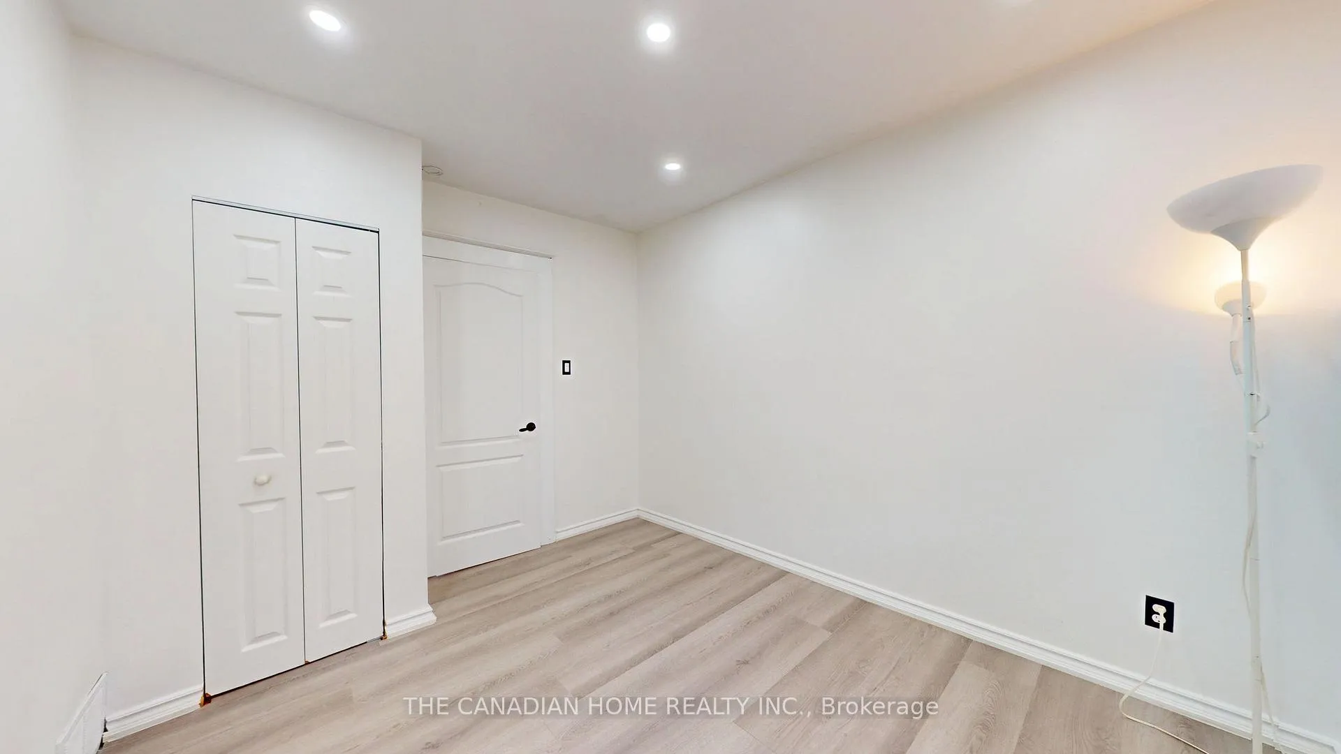 Photo 20 of 538 Wilson Road S, Oshawa, Central — HOMEH