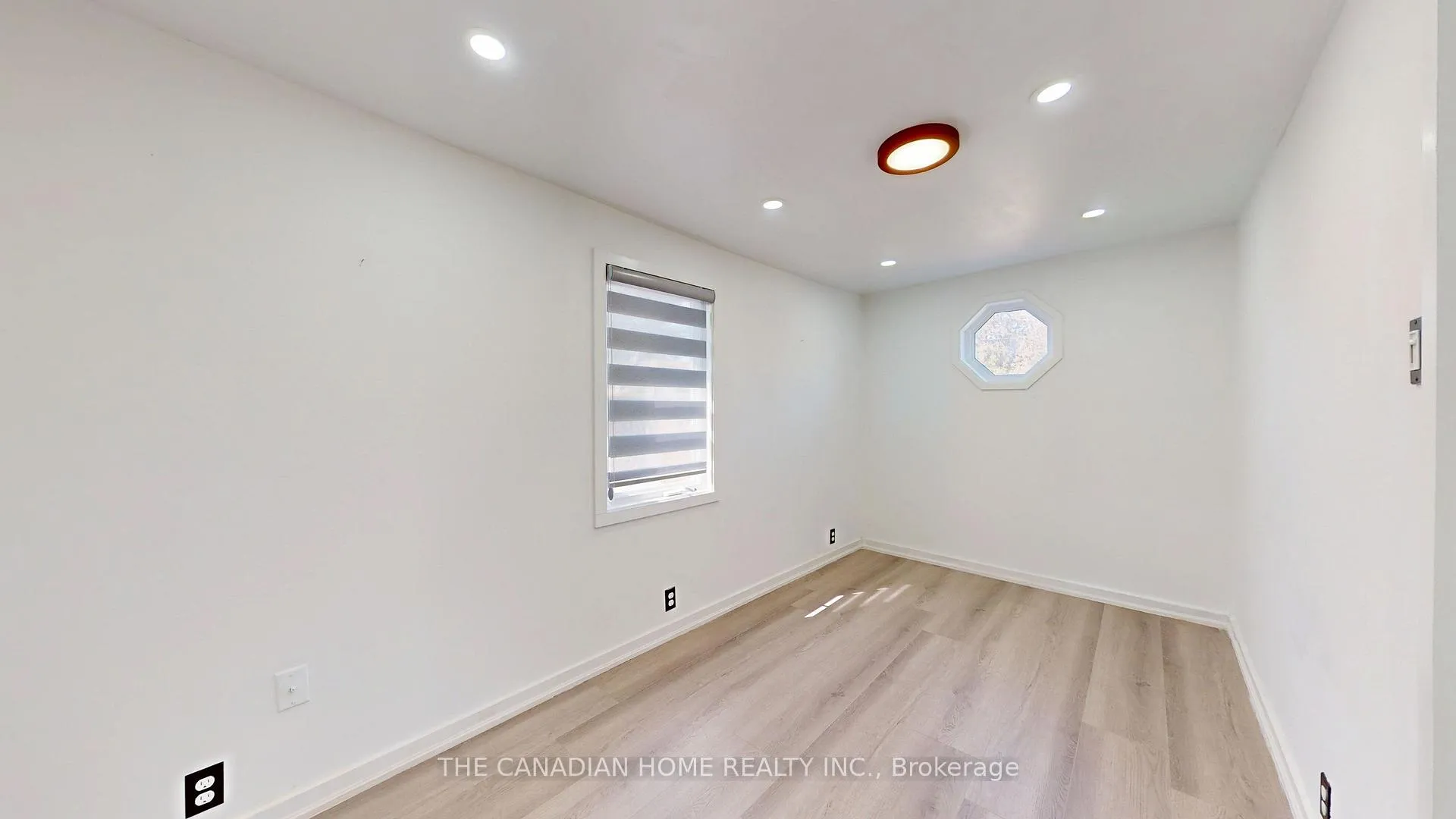 Photo 25 of 538 Wilson Road S, Oshawa, Central — HOMEH