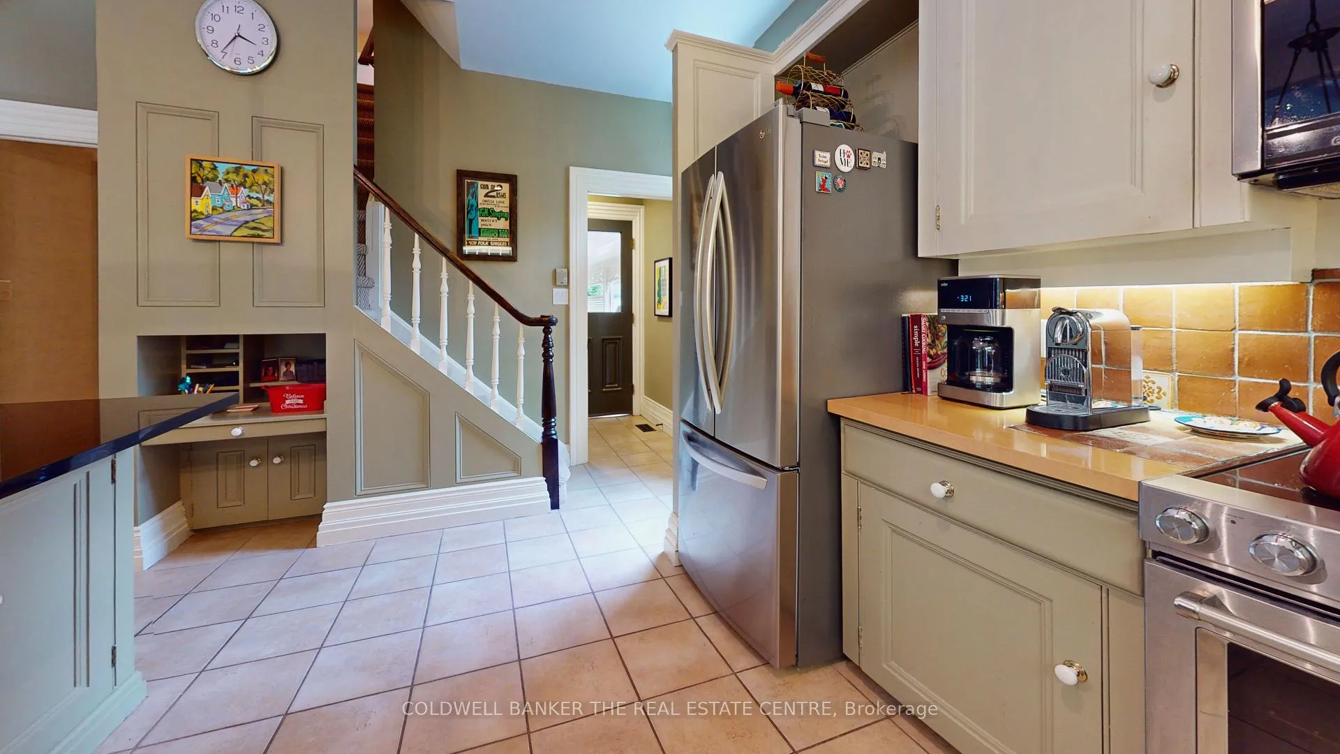 Photo 8 of 181 Peter Street N, Orillia — HOMEH
