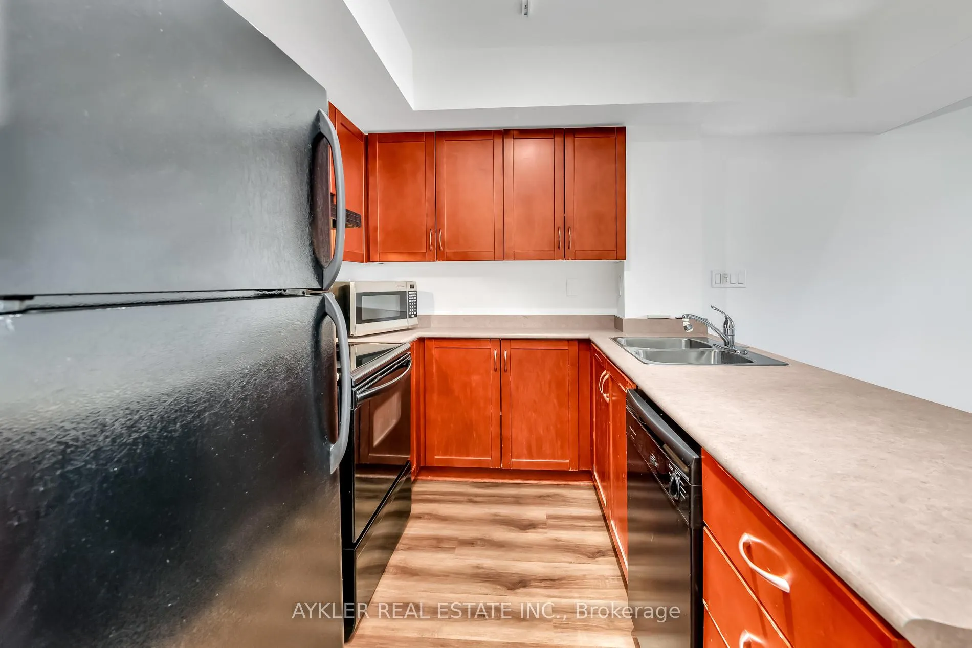 Photo 5 of Unit 309, 21 Earl Street, Toronto, North St. James Town — HOMEH