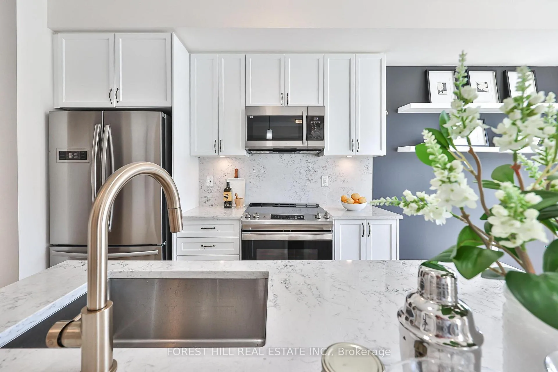 Photo 7 of Unit 409, 2550 Castlegate Crossing, Pickering, Duffin Heights — HOMEH