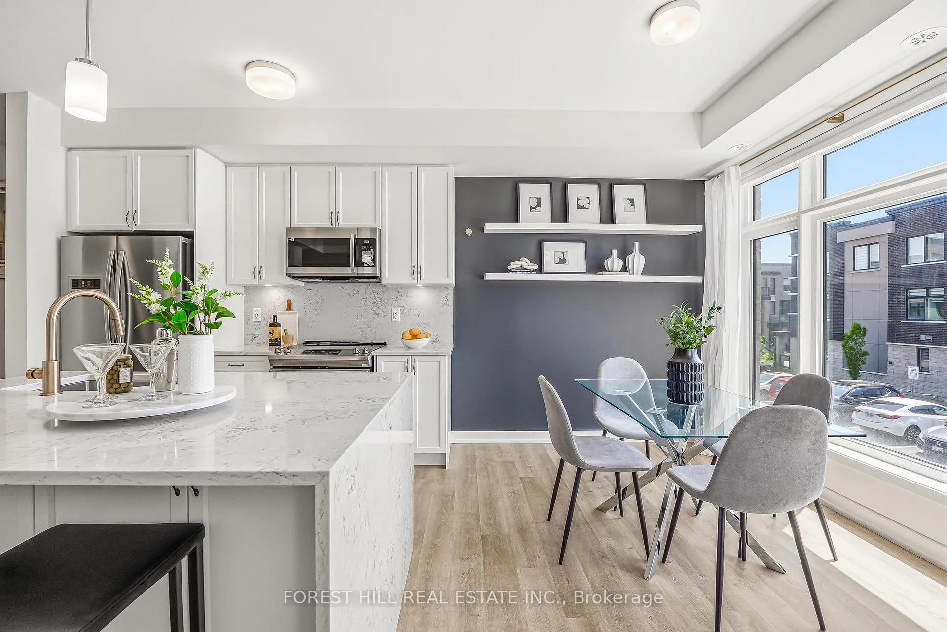 Photo 8 of Unit 409, 2550 Castlegate Crossing, Pickering, Duffin Heights — HOMEH