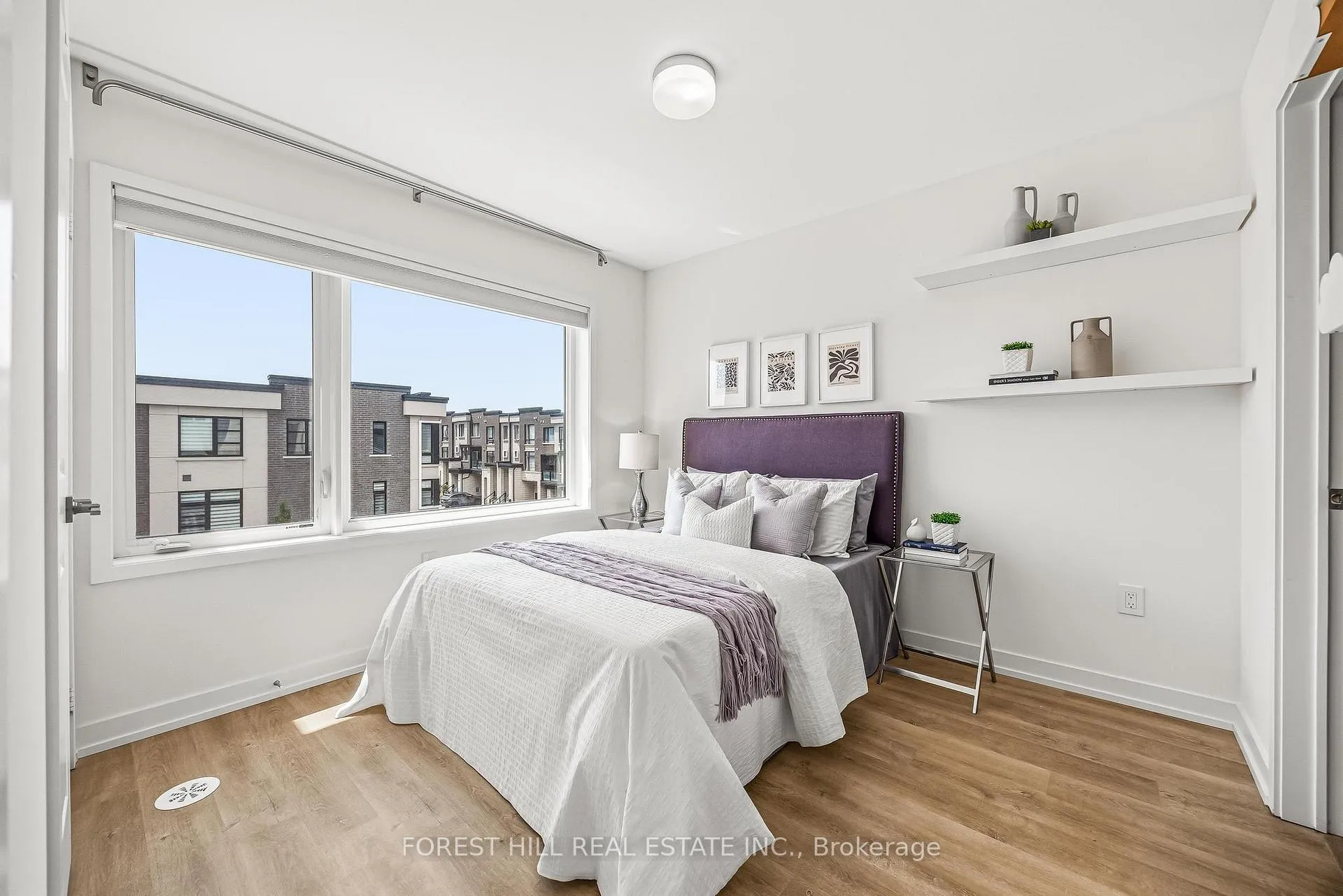 Photo 20 of Unit 409, 2550 Castlegate Crossing, Pickering, Duffin Heights — HOMEH