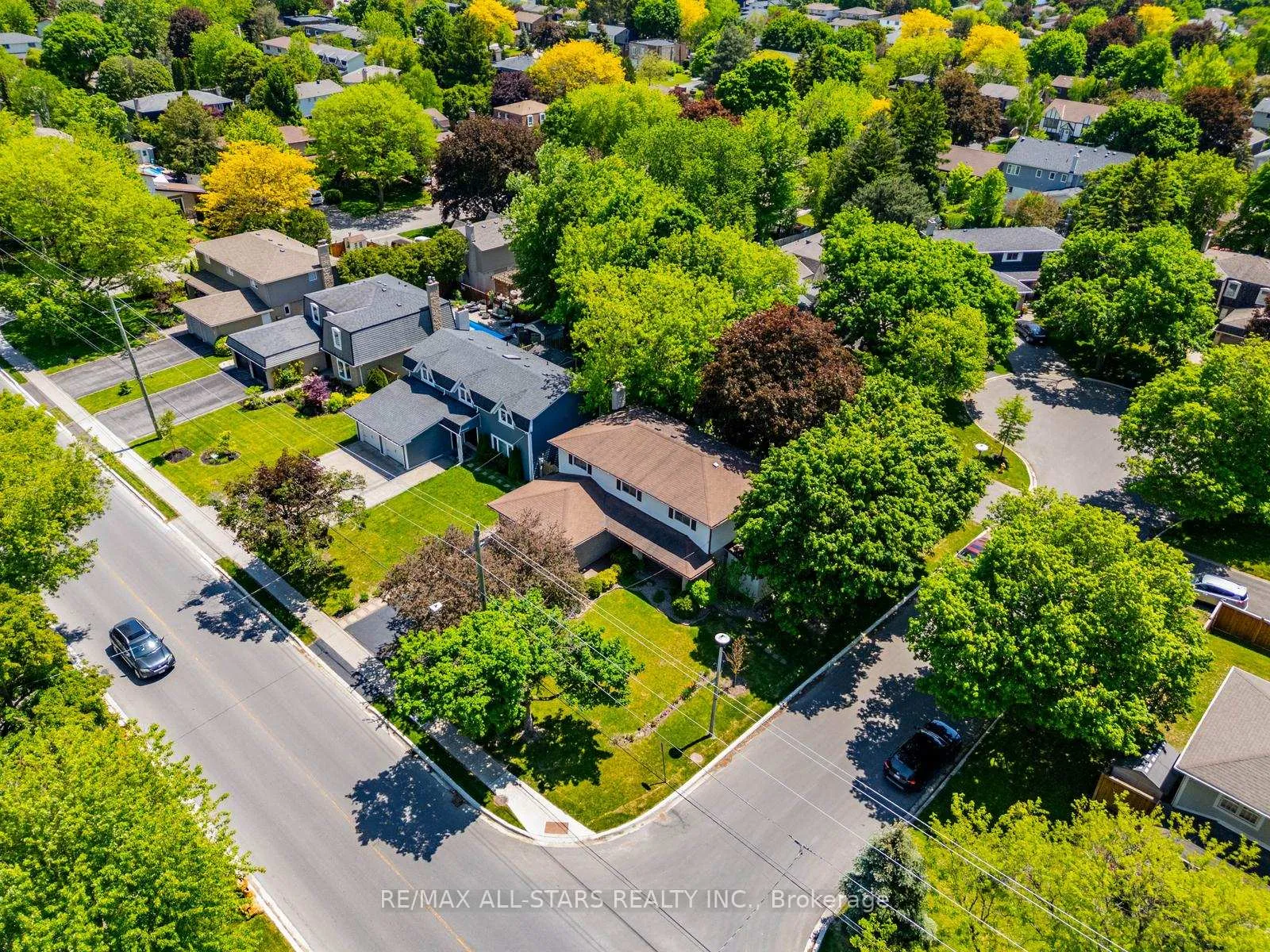 Photo 3 of 127 Church Street, Markham, Markham Village — HOMEH