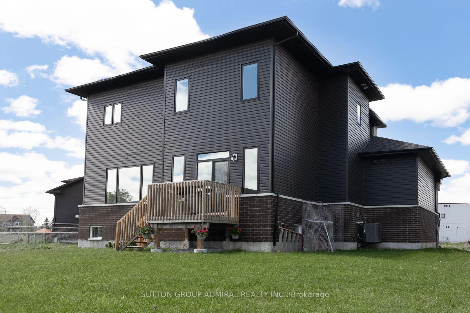 Photo 4 of 3731 Lakepoint Drive, Severn, West Shore — HOMEH