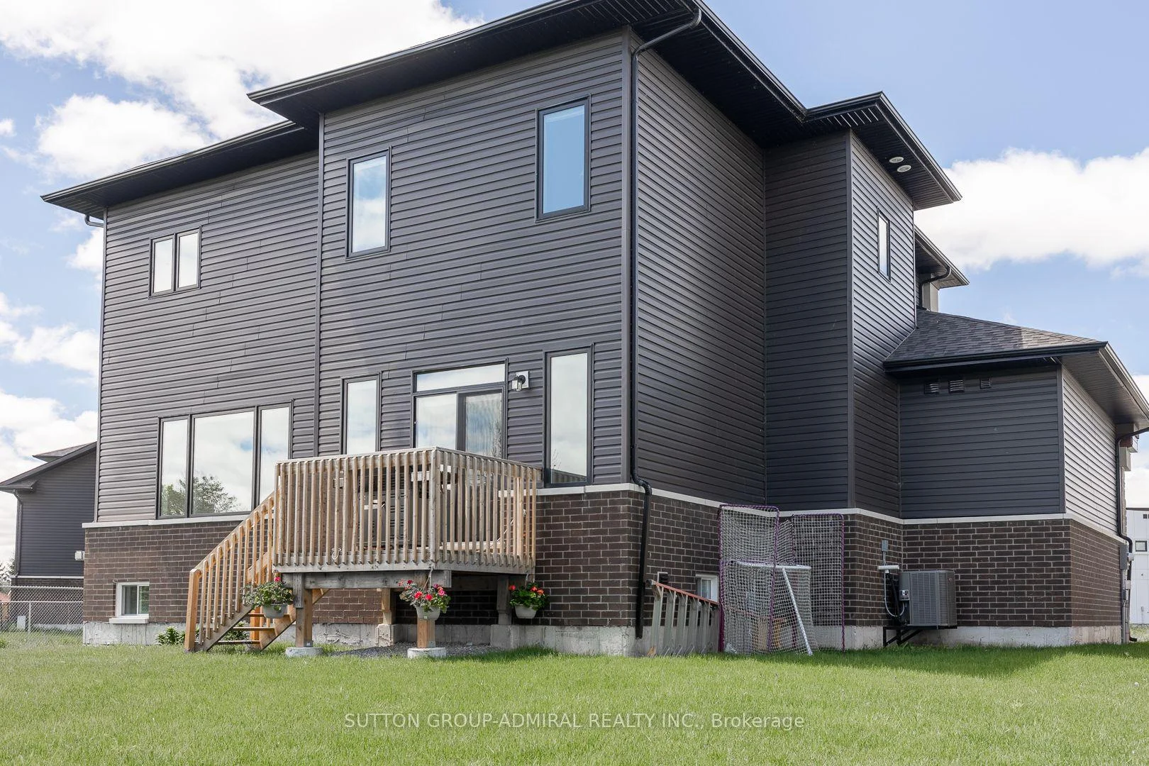 Photo 5 of 3731 Lakepoint Drive, Severn, West Shore — HOMEH
