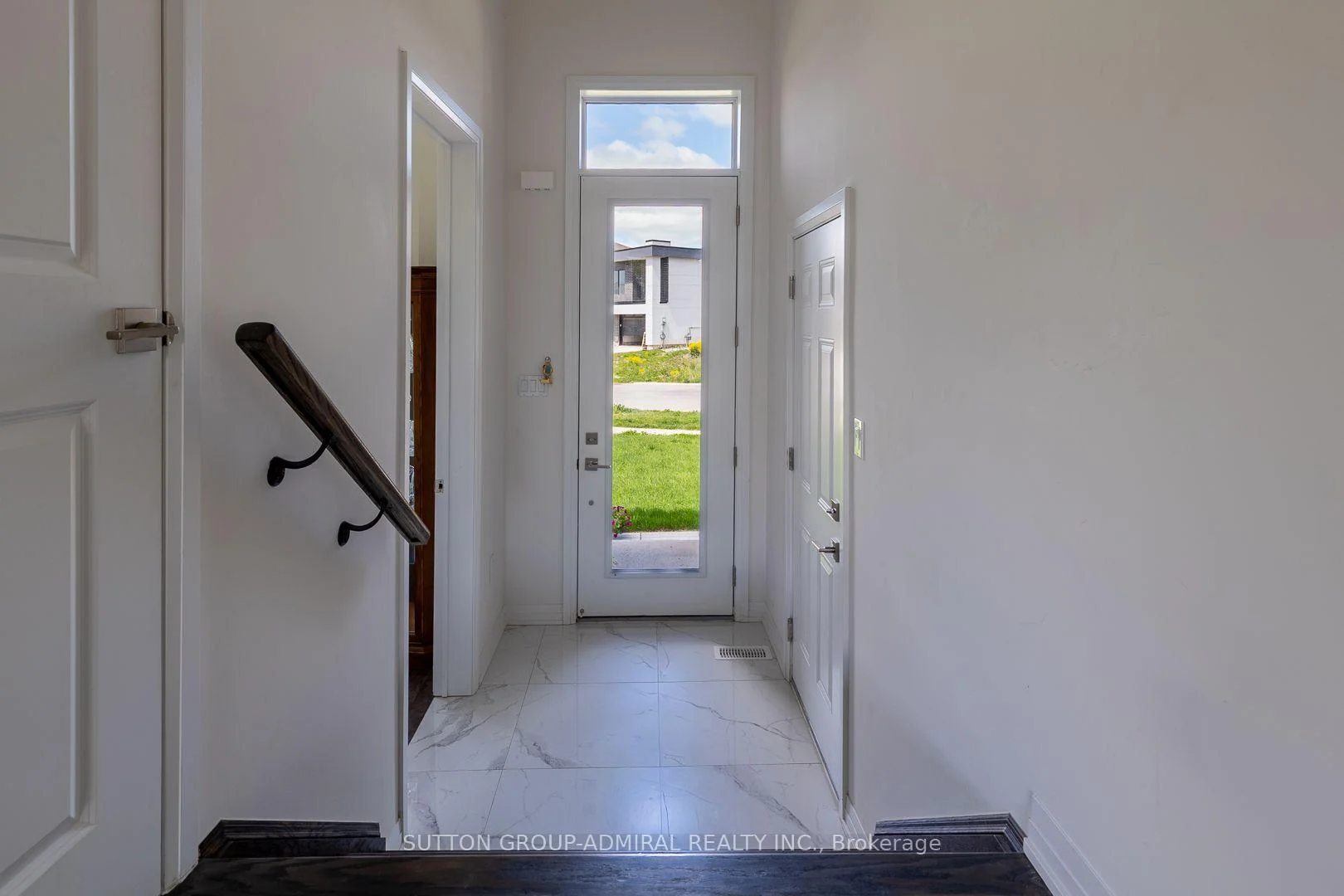 Photo 11 of 3731 Lakepoint Drive, Severn, West Shore — HOMEH