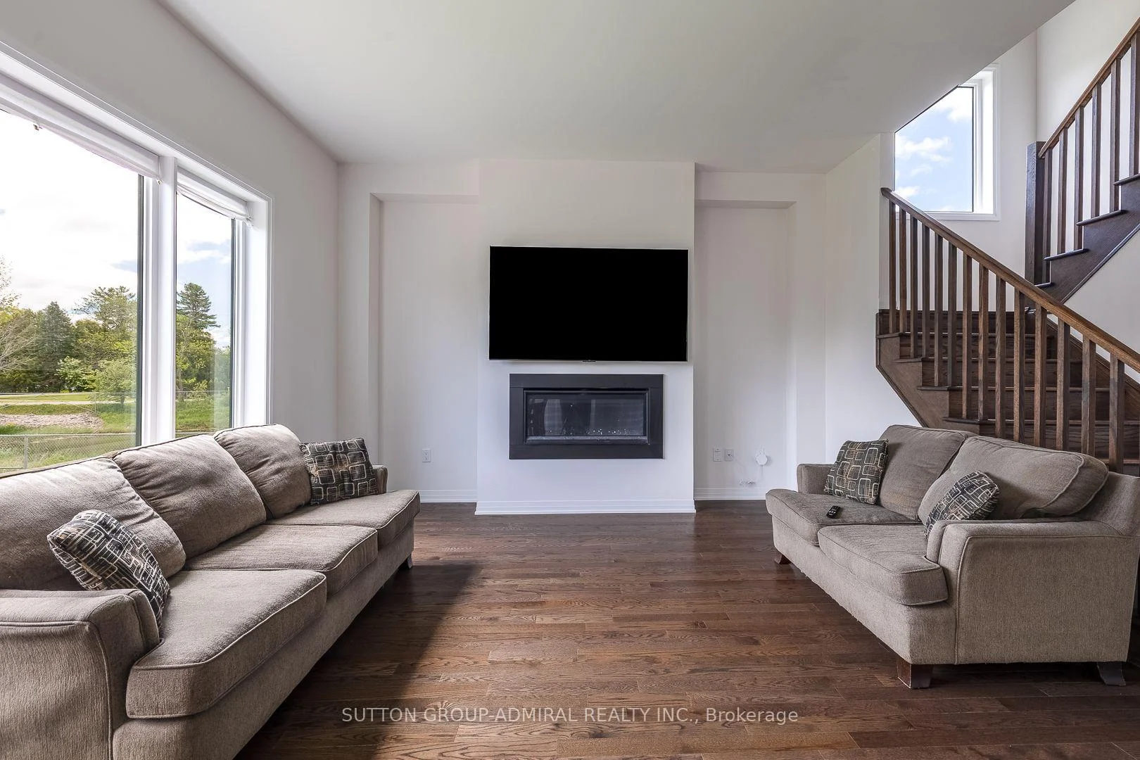 Photo 16 of 3731 Lakepoint Drive, Severn, West Shore — HOMEH