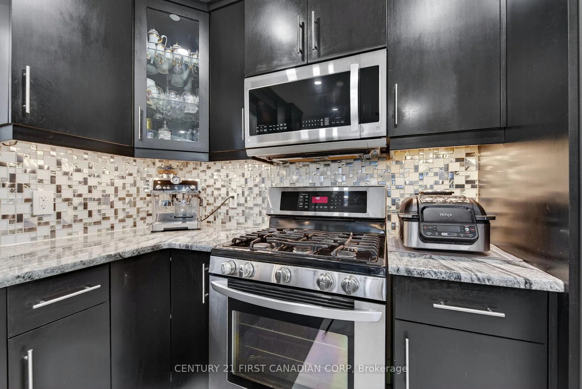 Photo 16 of 2344 Buroak Drive, London, North S — HOMEH