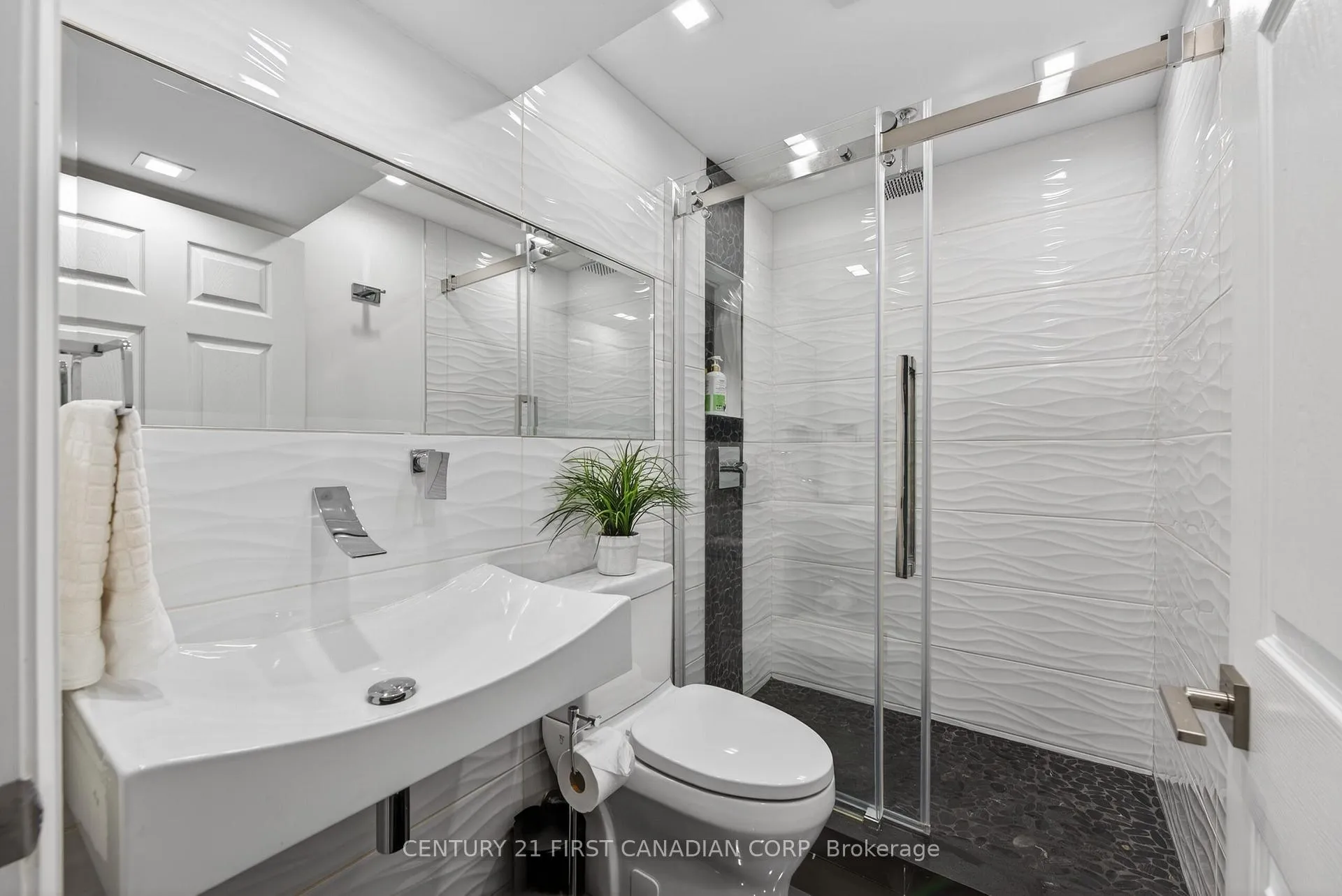 Photo 32 of 2344 Buroak Drive, London, North S — HOMEH