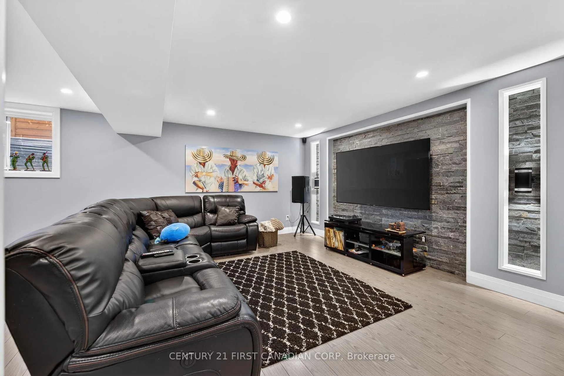 Photo 36 of 2344 Buroak Drive, London, North S — HOMEH