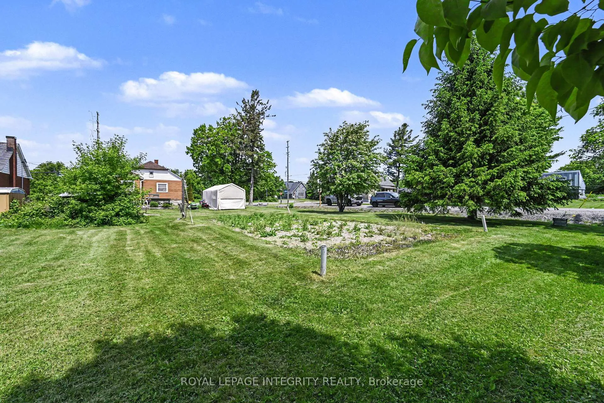 Photo 28 of 6070 Perth Street, Ottawa, Richmond — HOMEH