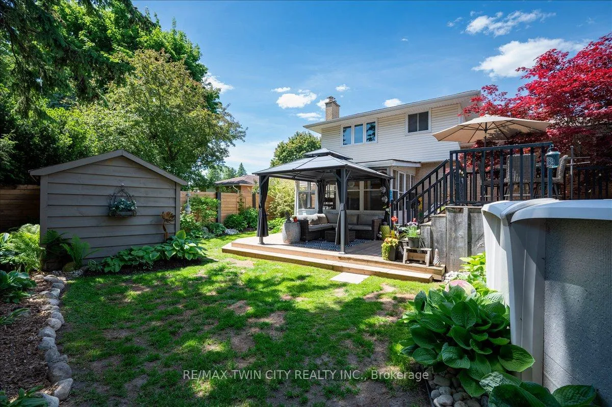 Photo 44 of 20 Wolfe's Court, Kitchener — HOMEH