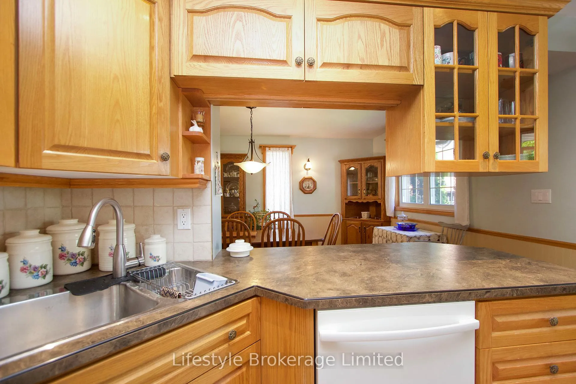 Photo 9 of 97 Hart Boulevard, Clarington, Newcastle — HOMEH