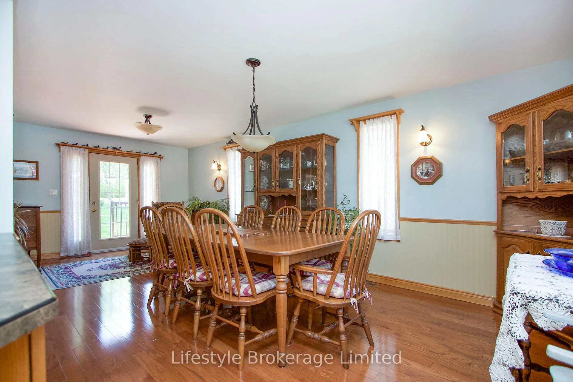 Photo 10 of 97 Hart Boulevard, Clarington, Newcastle — HOMEH