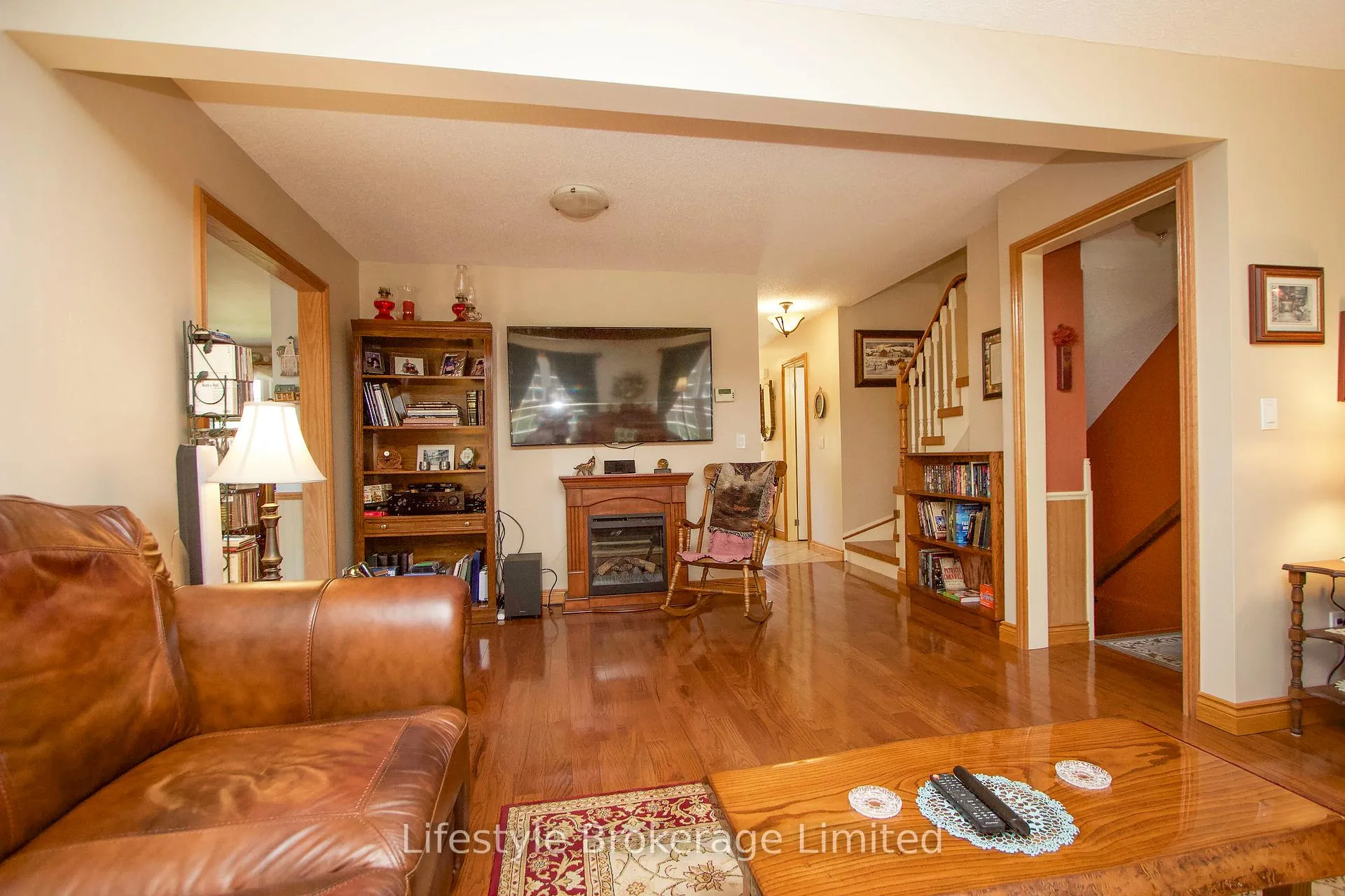 Photo 16 of 97 Hart Boulevard, Clarington, Newcastle — HOMEH