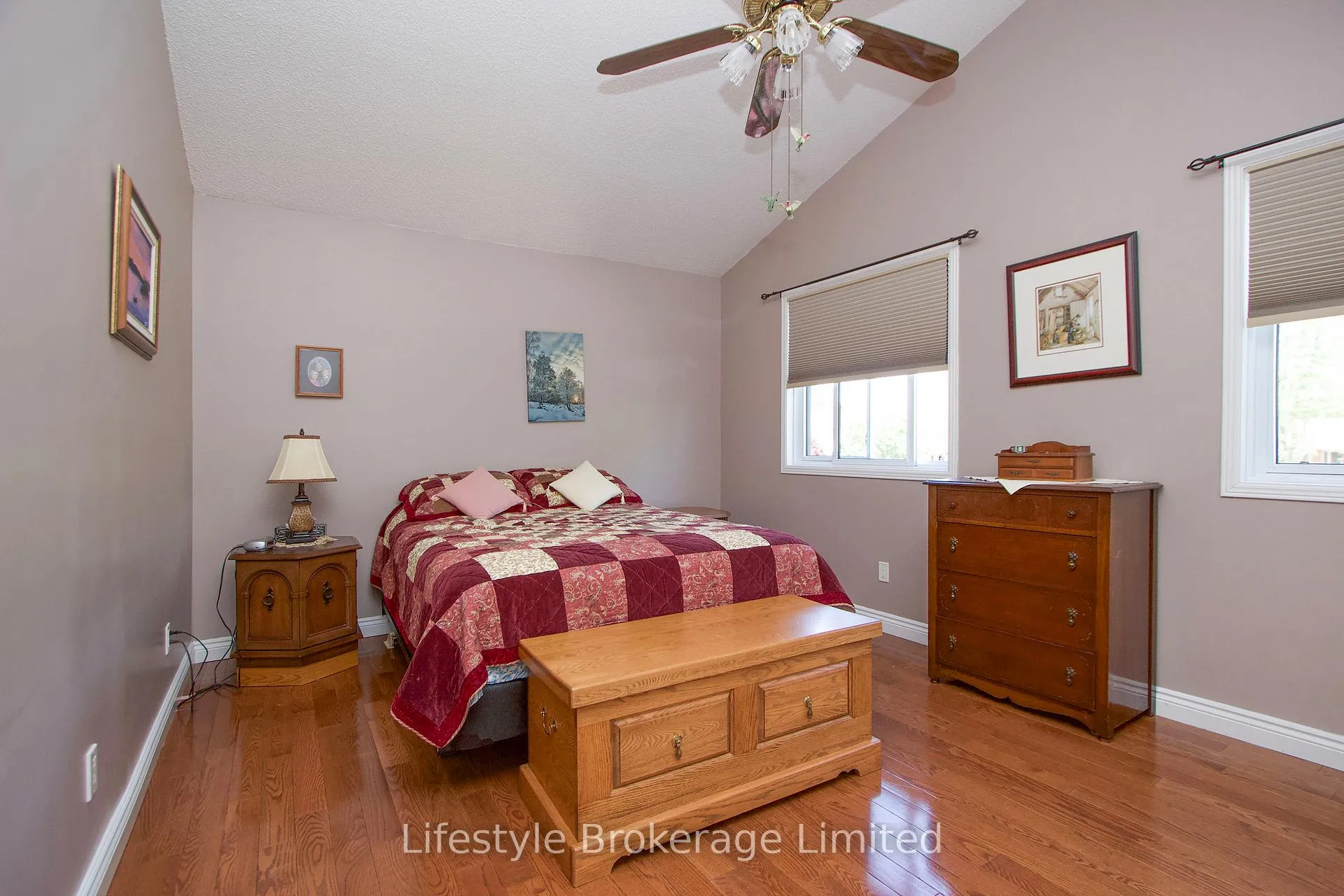 Photo 24 of 97 Hart Boulevard, Clarington, Newcastle — HOMEH